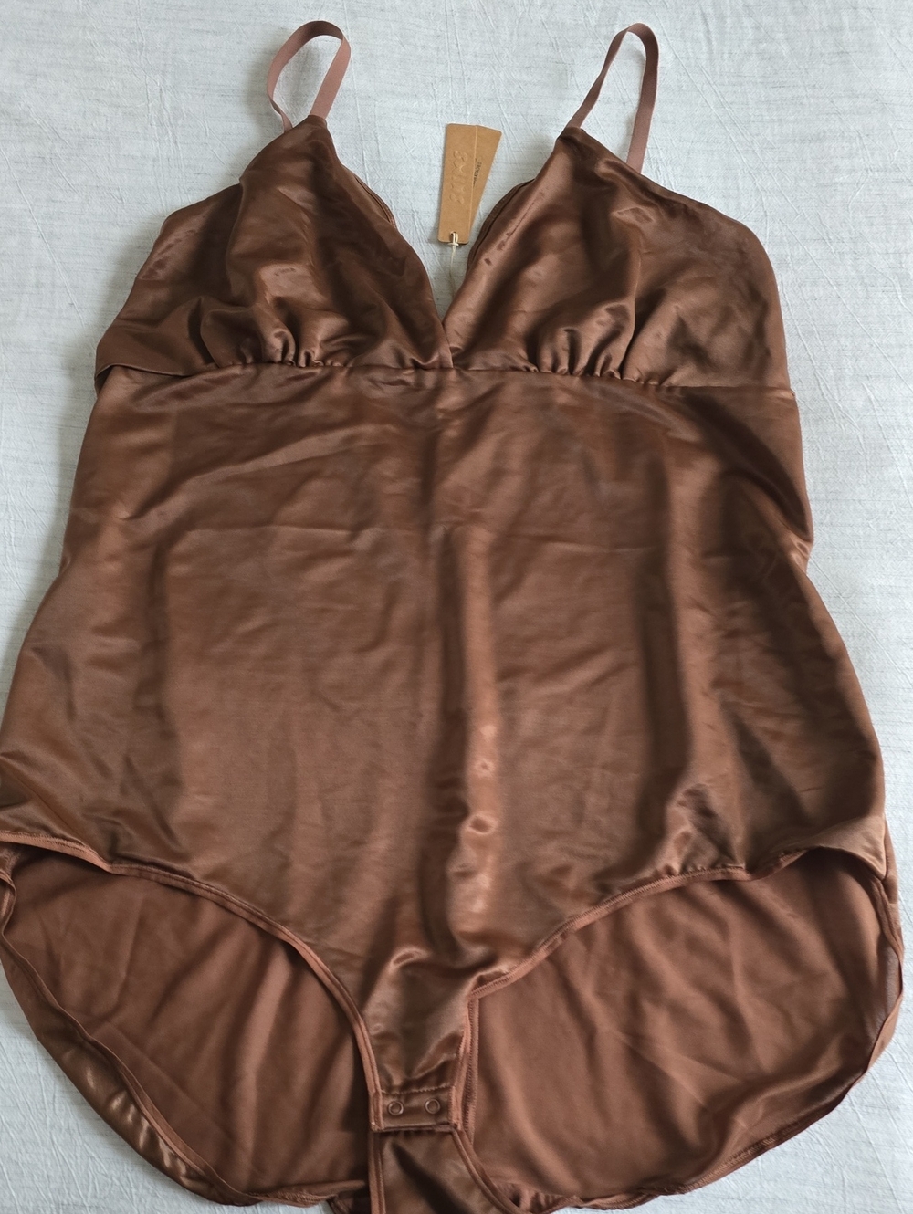 SKIMS Simply Bare Bodysuit Brief/Snaps  Size:4X Jasper